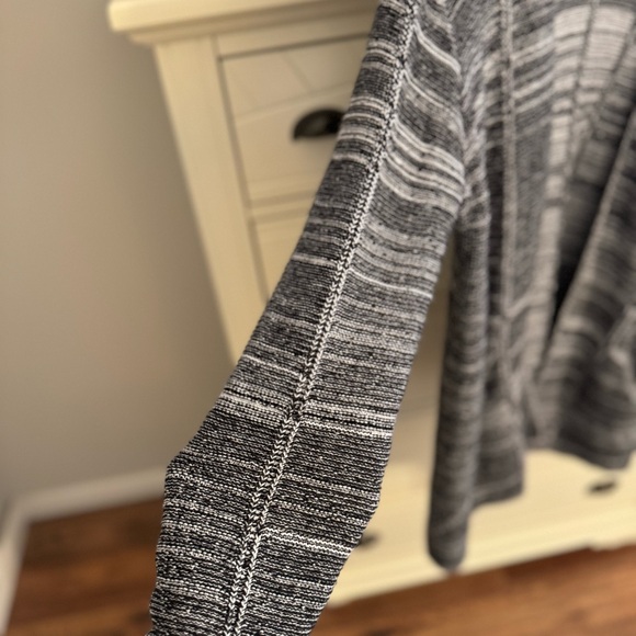 Belldini Open Knit Cardigan with Pockets - Picture 4 of 11